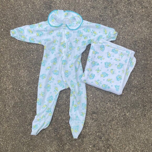 Vintage 90s Carters Circus Zip Front Clown Footie Pajamas and Receiving Blanket - Picture 1 of 8